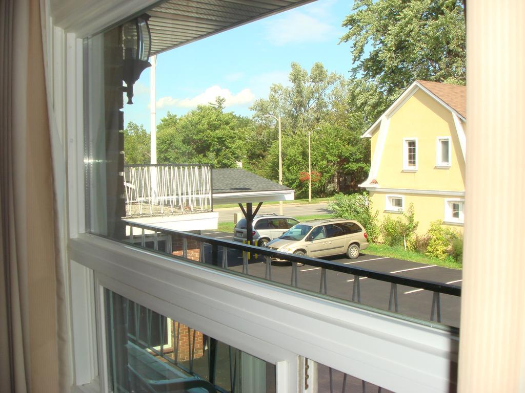 Americas Best Inn And Suites Niagara Falls Esterno foto