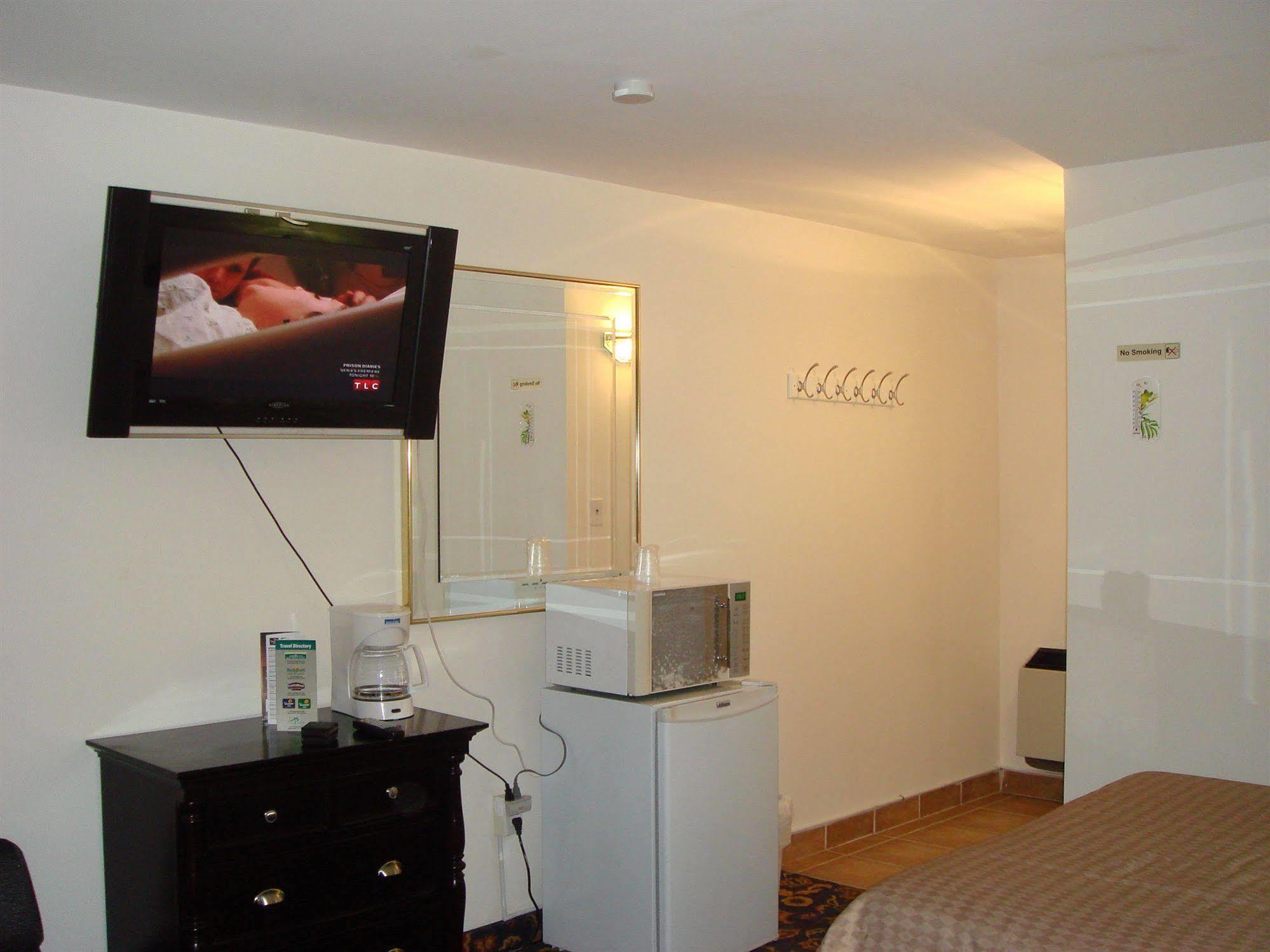 Americas Best Inn And Suites Niagara Falls Esterno foto