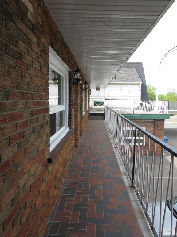 Americas Best Inn And Suites Niagara Falls Esterno foto