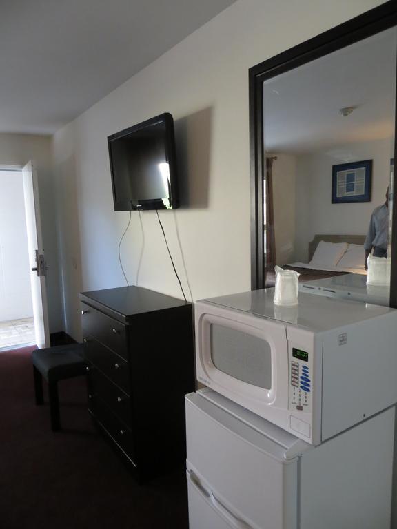 Americas Best Inn And Suites Niagara Falls Esterno foto
